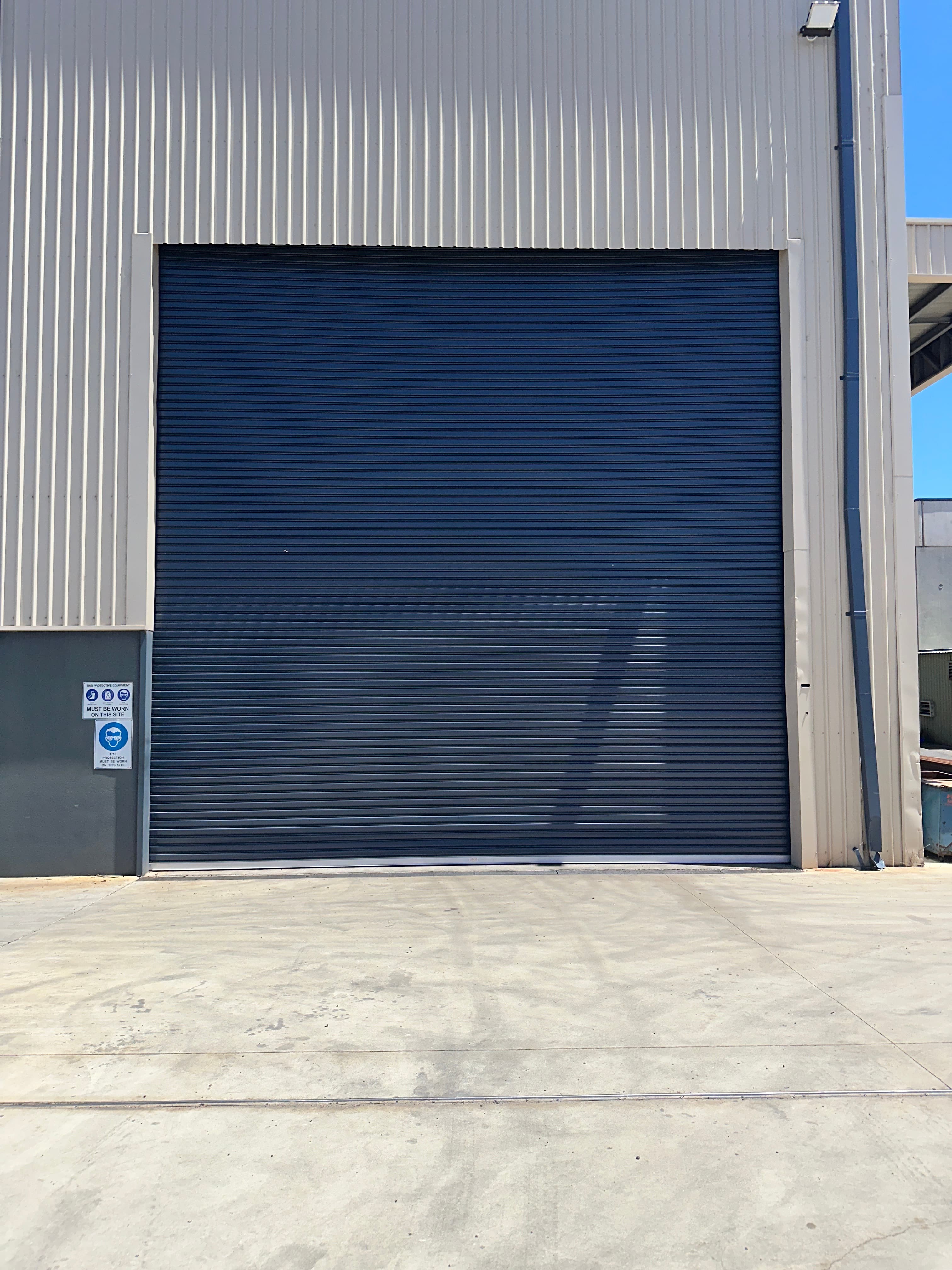 High-quality roller shutter work